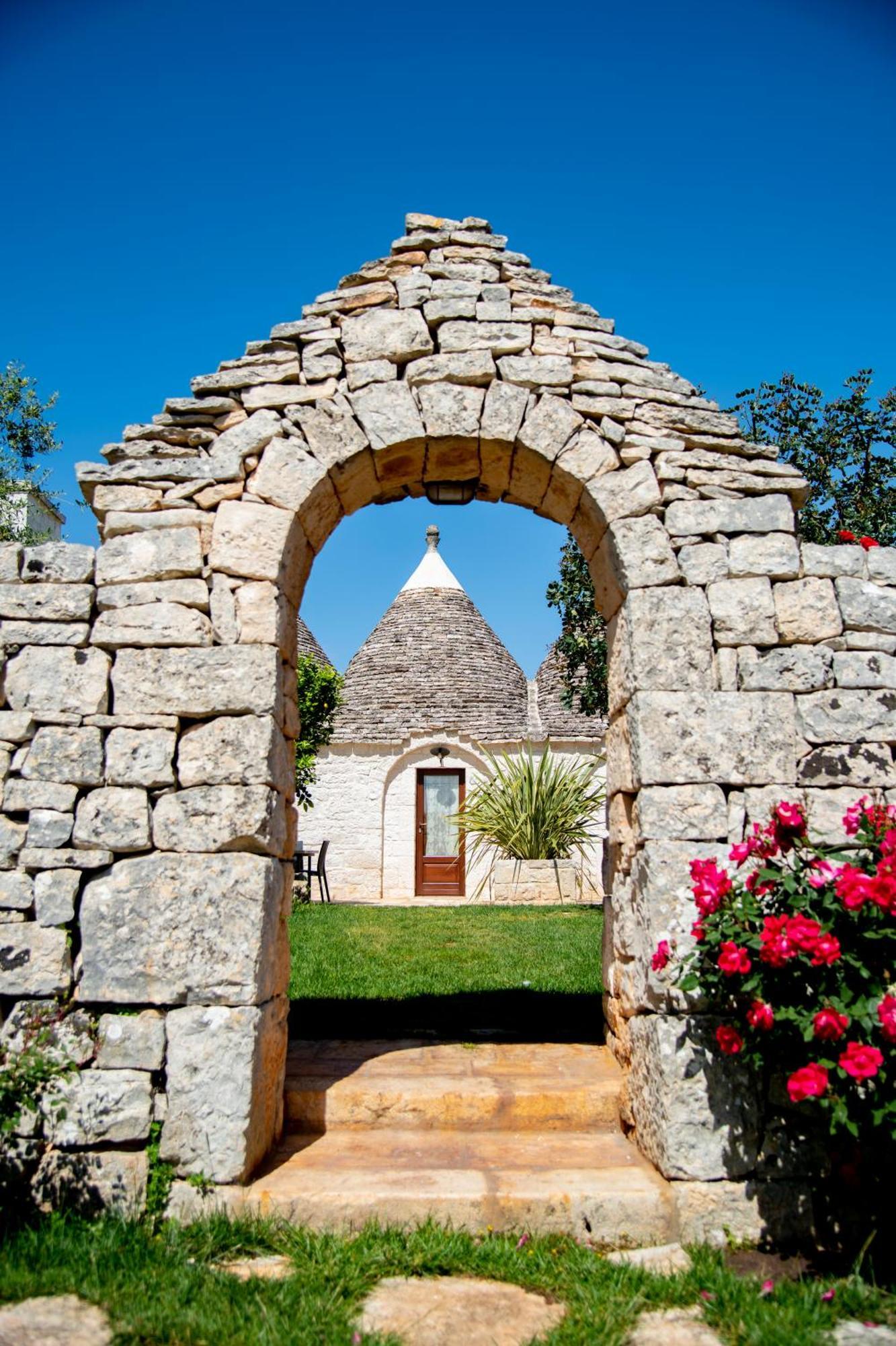 Trulli Arco Antico Villa Locorotondo Dış mekan fotoğraf