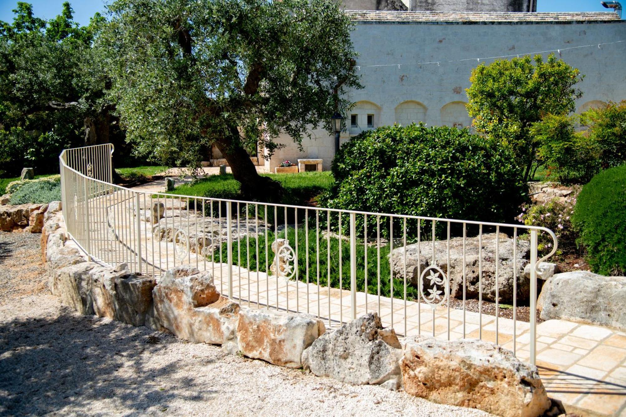 Trulli Arco Antico Villa Locorotondo Dış mekan fotoğraf